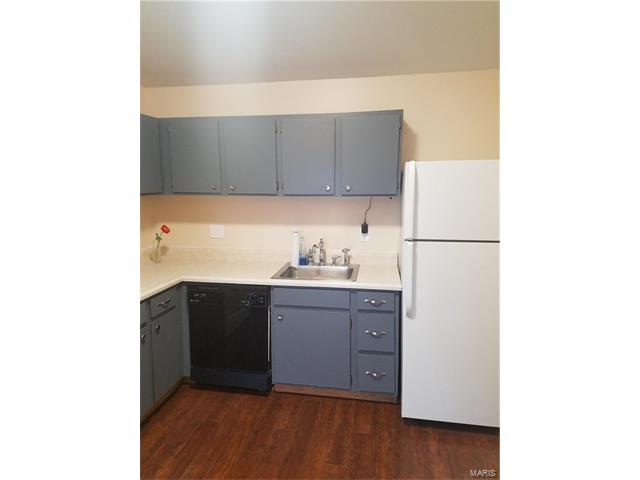 725 Ridgeside, Ballwin, MO 63021