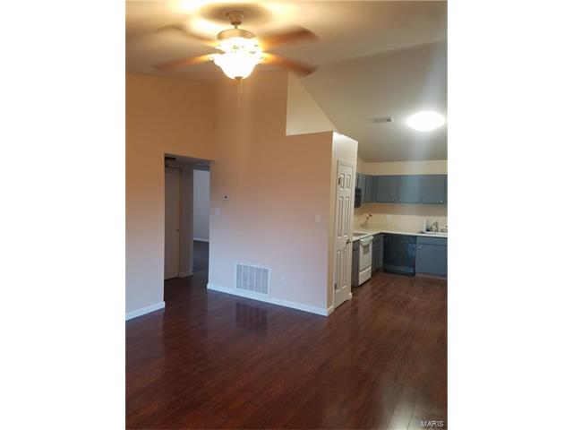 725 Ridgeside, Ballwin, MO 63021