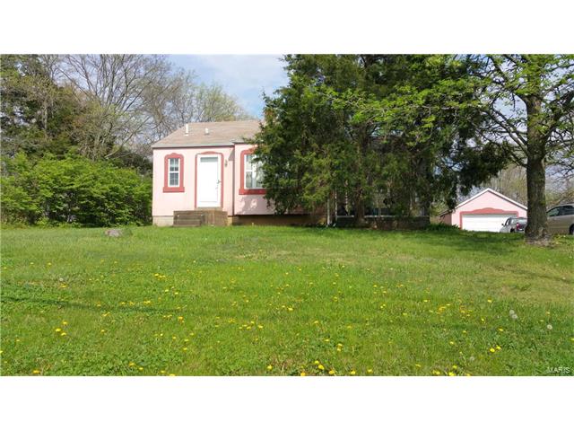 1811 Hawkins, Fenton, MO 63026