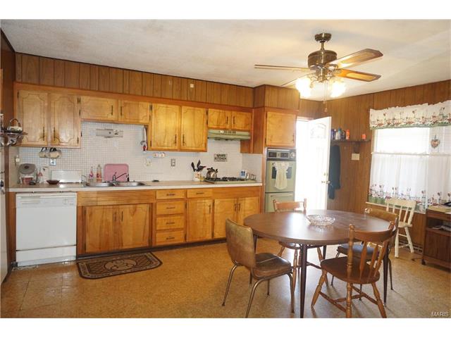 1721 Vandover Road, Fenton, MO 63026