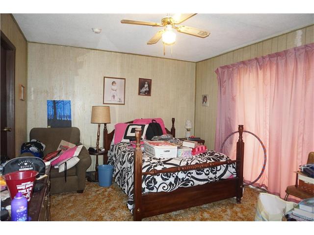 1721 Vandover Road, Fenton, MO 63026