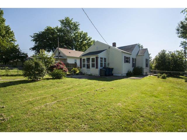 605 Ridge Avenue, Festus, MO 63028