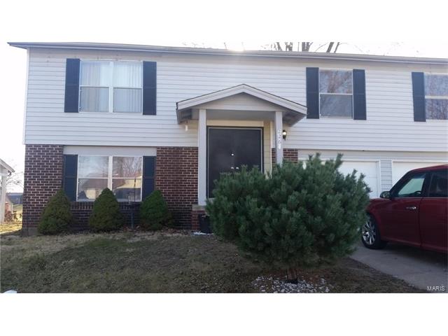 2264 Central Parkway, Florissant, MO 63031