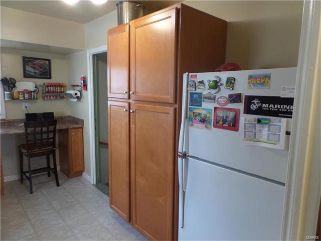 2 Mercury Drive, Florissant, MO 63031