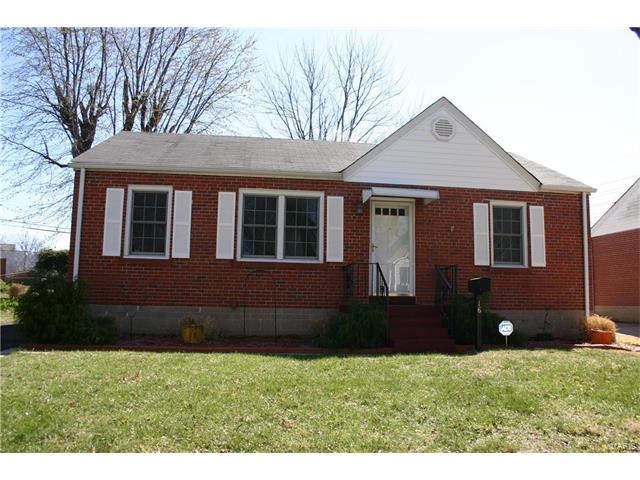 16 Saint Michael Court, Florissant, MO 63031