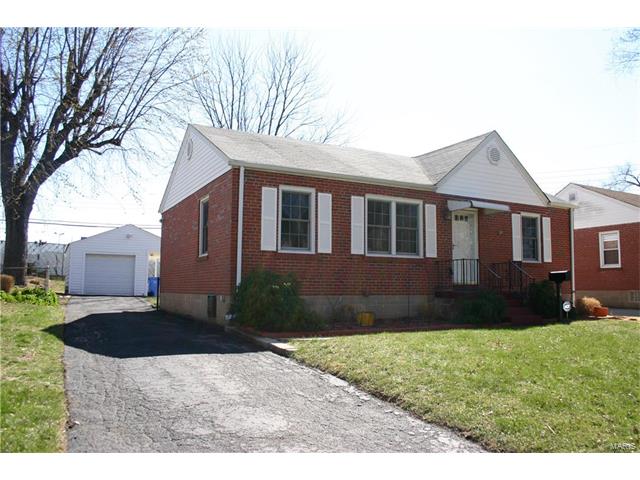16 Saint Michael Court, Florissant, MO 63031