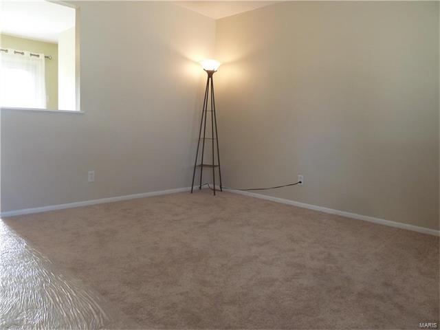 100 Saint Charles Street, Florissant, MO 63031