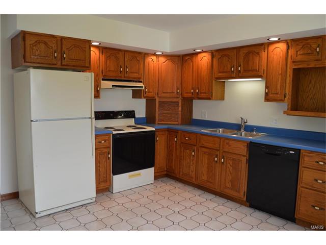 2140 Mullanphy RD, Florissant, MO 63031