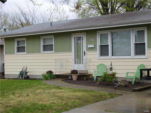 130 Cortez, Florissant, MO 63031