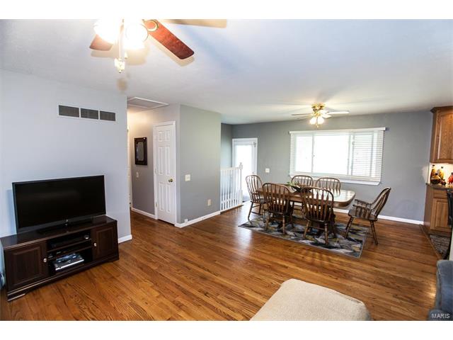 1000 5th Plaza, Florissant, MO 63031