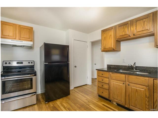 1390 South New Florissant Road, Florissant, MO 63031