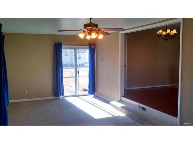 1300 Mullanphy Road, Florissant, MO 63031