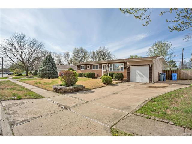 2500 Flamingo, Florissant, MO 63031