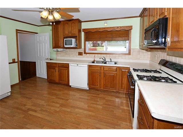 2515 Flamingo, Florissant, MO 63031