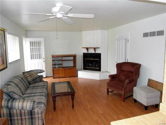 760 Herbst Drive, Florissant, MO 63031