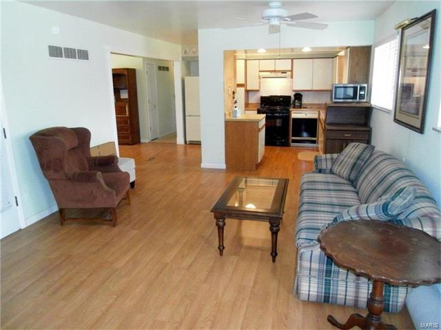 760 Herbst Drive, Florissant, MO 63031
