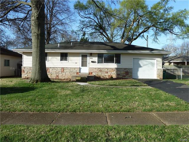 490 Myrtle Drive, Florissant, MO 63031