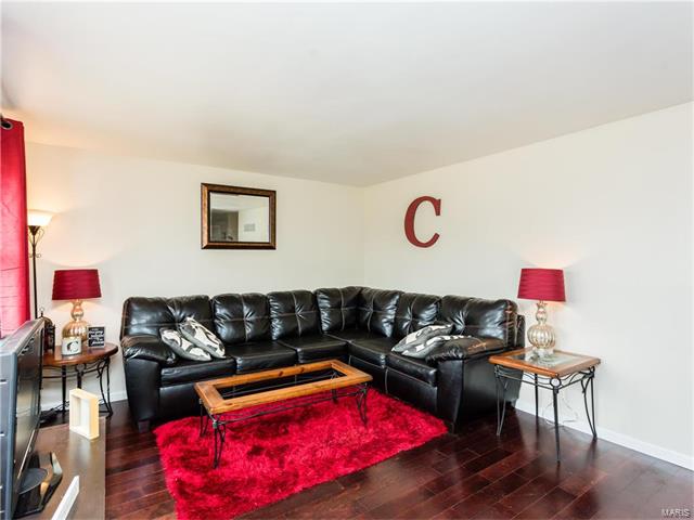 1245 Night Drive, Florissant, MO 63031