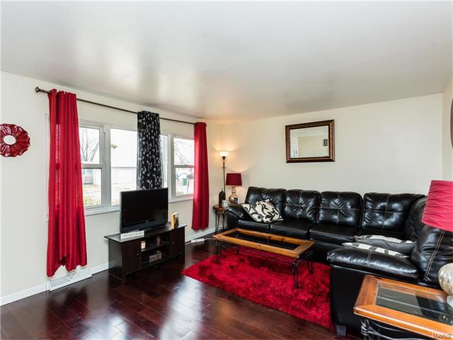 1245 Night Drive, Florissant, MO 63031