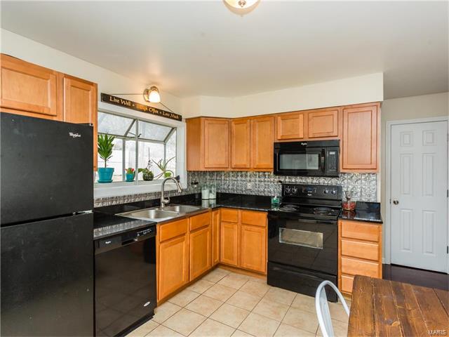 1245 Night Drive, Florissant, MO 63031