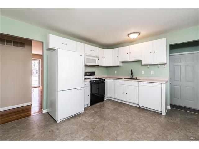 1125 Bluebird Drive, Florissant, MO 63031