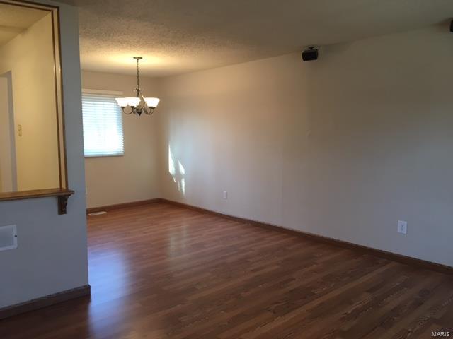 2352 Kingsford Drive, Florissant, MO 63031