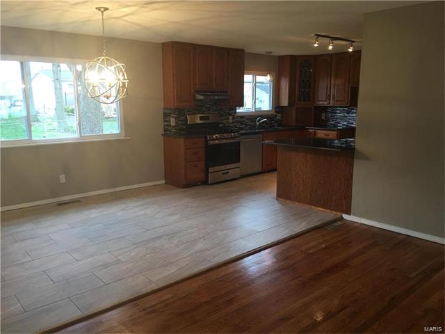 1340 Tahoe Drive, Florissant, MO 63031