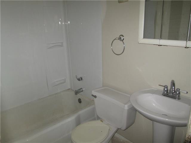 235 Saint Regis LnFlorissant, MO, 63031Saint Louis County