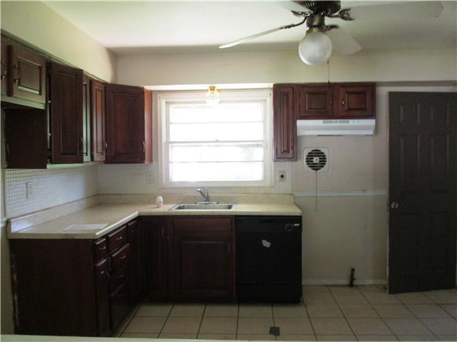 235 Saint Regis LnFlorissant, MO, 63031Saint Louis County