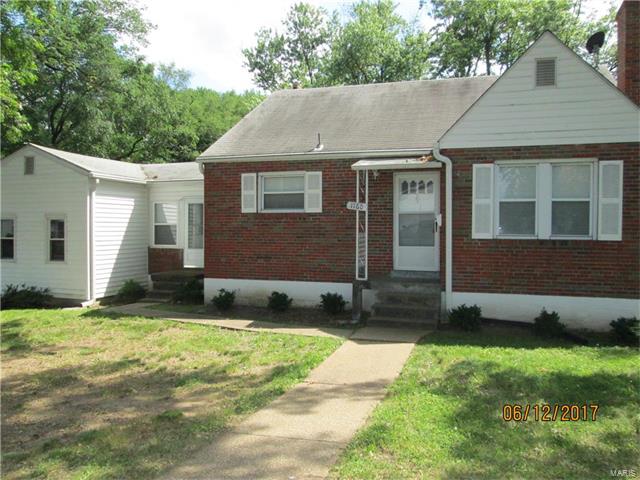 1160 Saint Catherine Street, Florissant, MO 63031