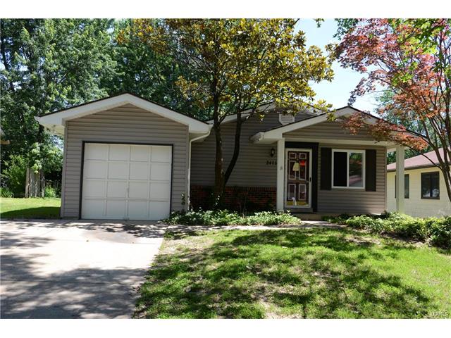 2415 Lindsay, Florissant, MO 63031