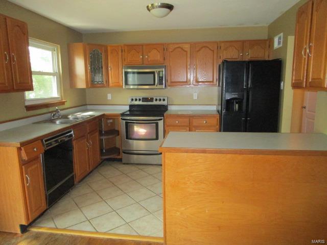 225 Downing Avenue, Florissant, MO 63031