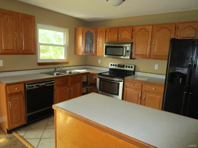 225 Downing Avenue, Florissant, MO 63031