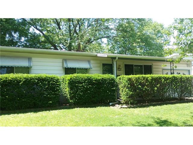 1150 Keeven, Florissant, MO 63031