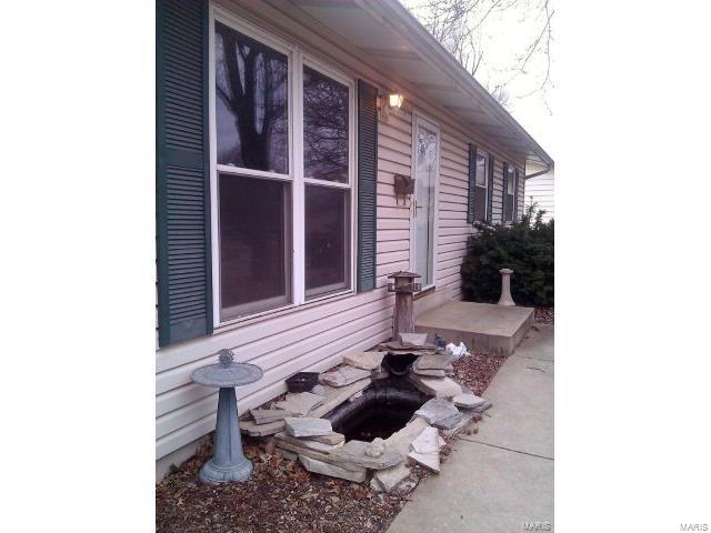 2089 Aristocrat Drive, Florissant, MO 63031