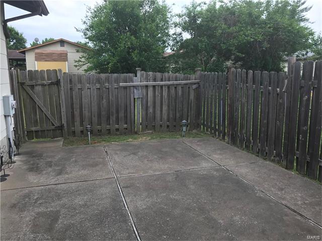 1126 Borden Drive, Florissant, MO 63031