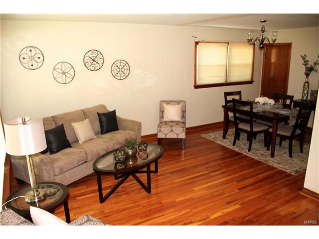 320 South Jefferson, Florissant, MO 63031