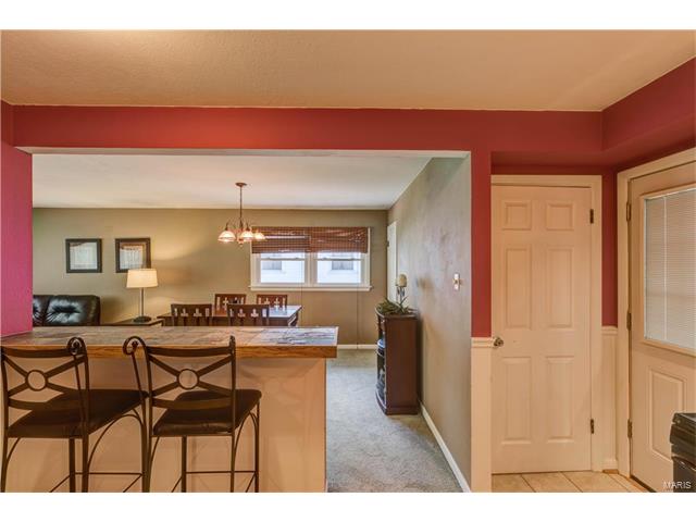 625 Saint Edith Lane, Florissant, MO 63031