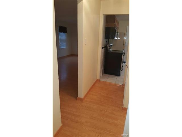 1225 Saint Matthew Drive, Florissant, MO 63031