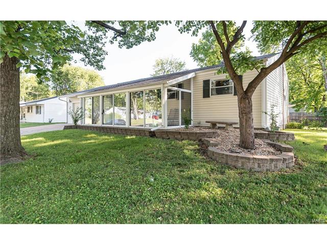 795 Central Parkway, Florissant, MO 63031