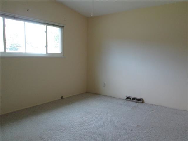 2305 Pheasant DrFlorissant, MO, 63031Saint Louis County