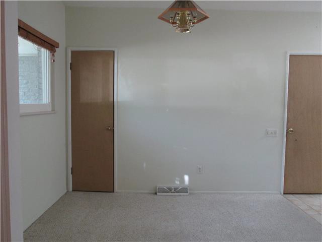 2305 Pheasant DrFlorissant, MO, 63031Saint Louis County