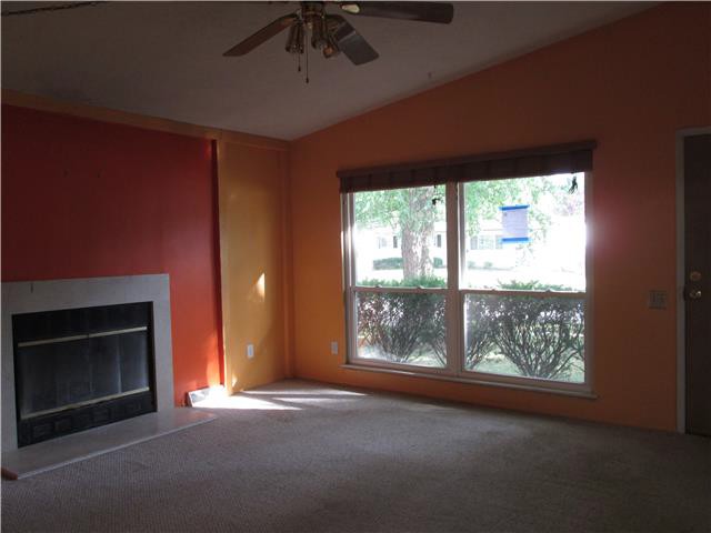 2305 Pheasant DrFlorissant, MO, 63031Saint Louis County