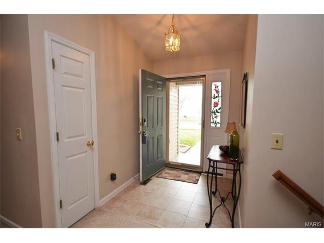 1957 Timberwood Crossing DR, Florissant, United States 63031