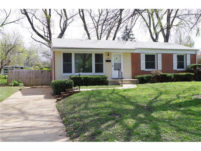 160 Saint Edward Lane, Florissant, MO 63033