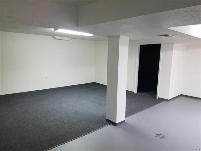 1350 North New Florissant, Florissant, MO 63033