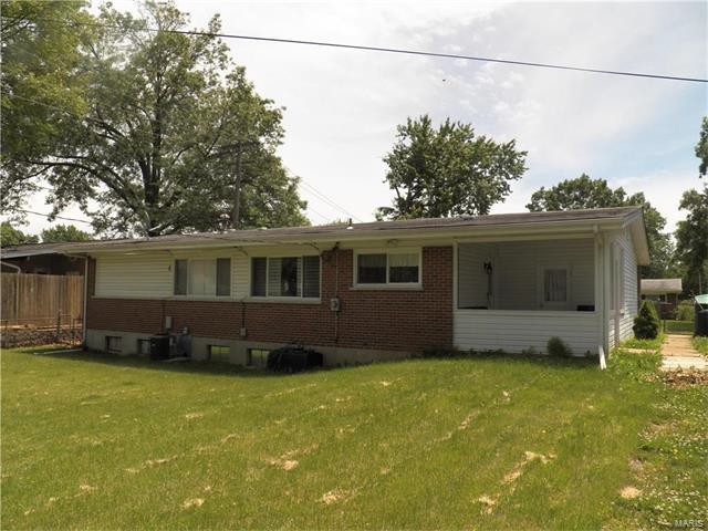 2645 Northridge PlFlorissant, MO, 63033Saint Louis County