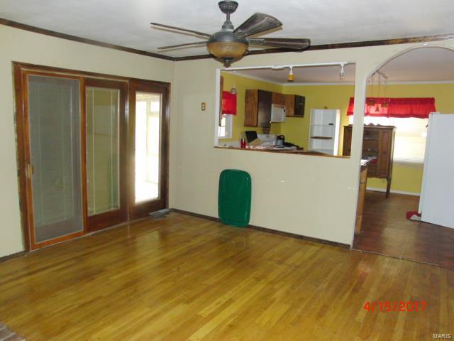 2030 Valencia, Florissant, MO 63033
