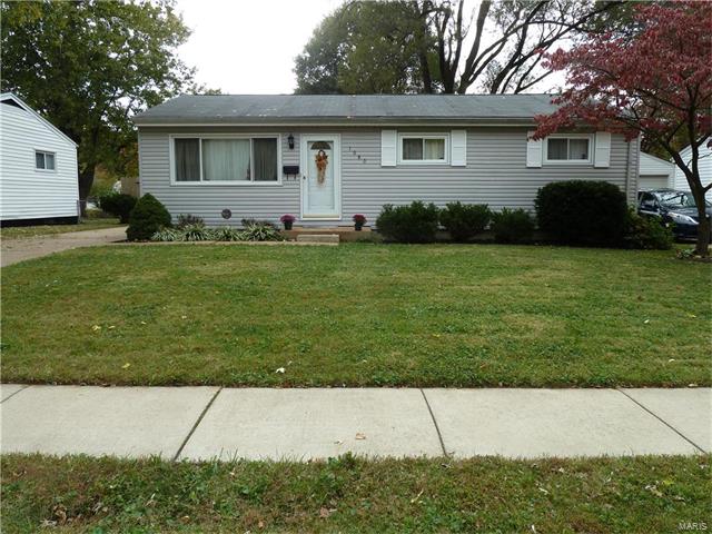 1080 Penhurst Drive, Florissant, MO 63033