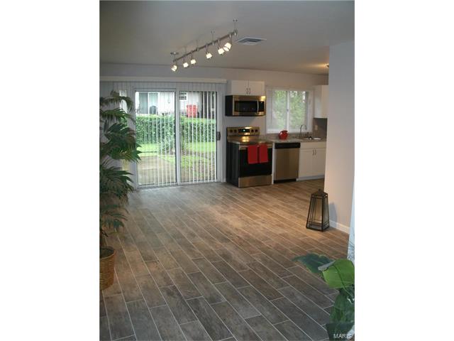 3170 Hargrove, Florissant, MO 63033